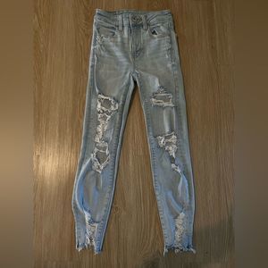 ae distressed light wash hi rise jegging crop - 00